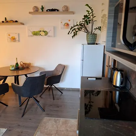 Lemon Garden Villapark Apartment